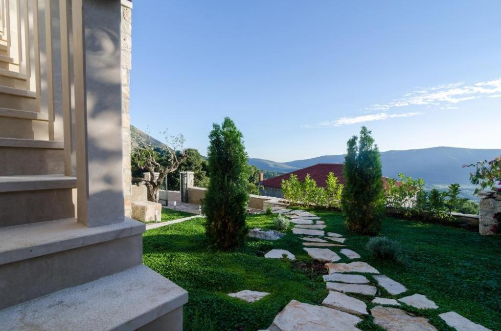 Villa Falcon Rook Gruda Exteriör bild